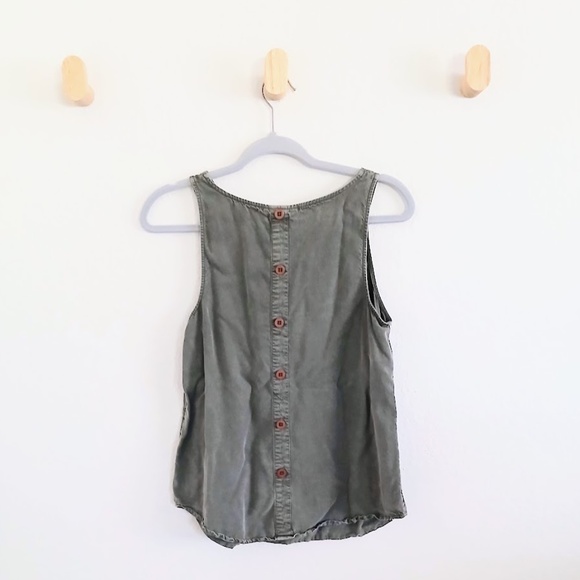 Universal Thread Olive Button Back Tank Top - Picture 2 of 4